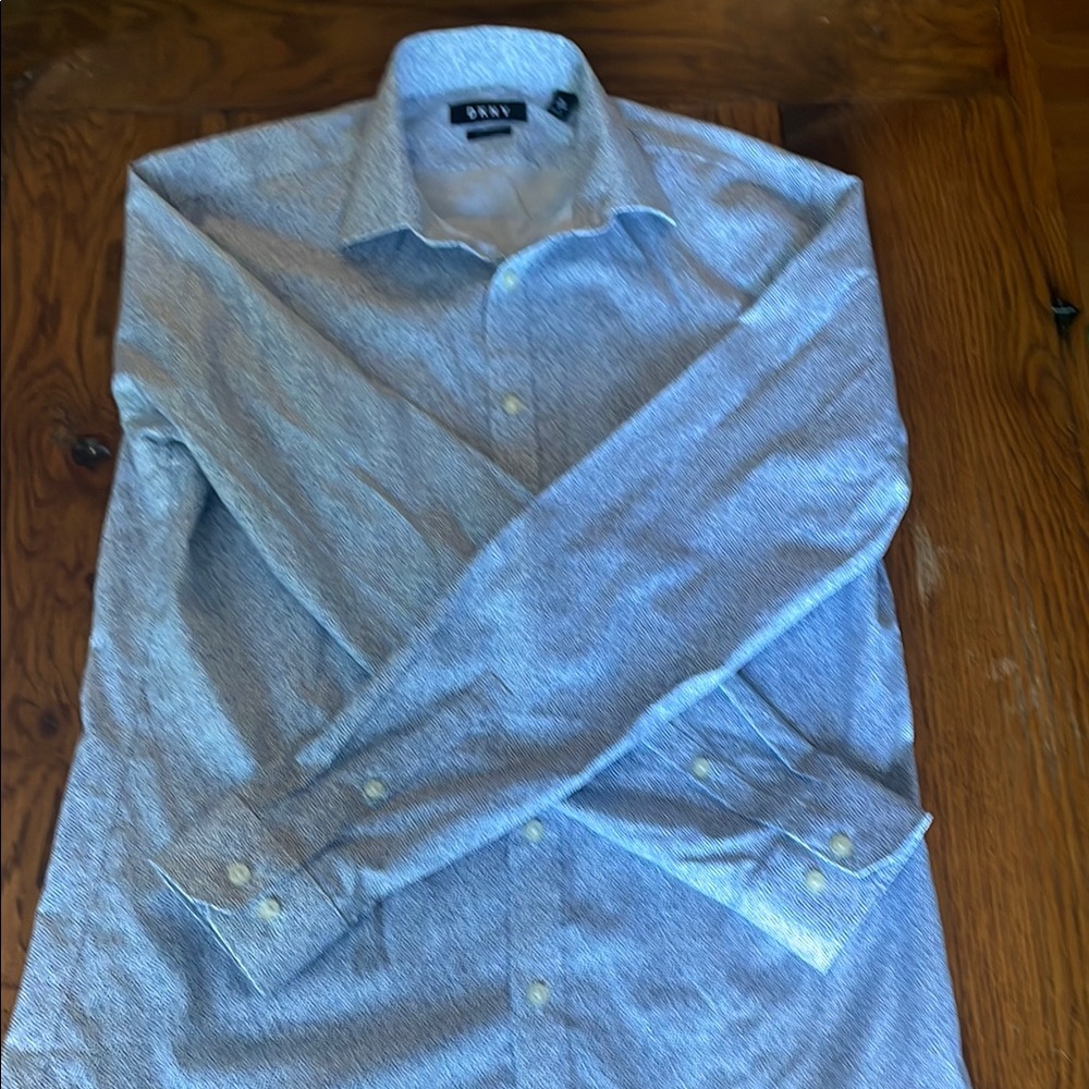 DKNY Men's Gray Patterned Button Down Shirt